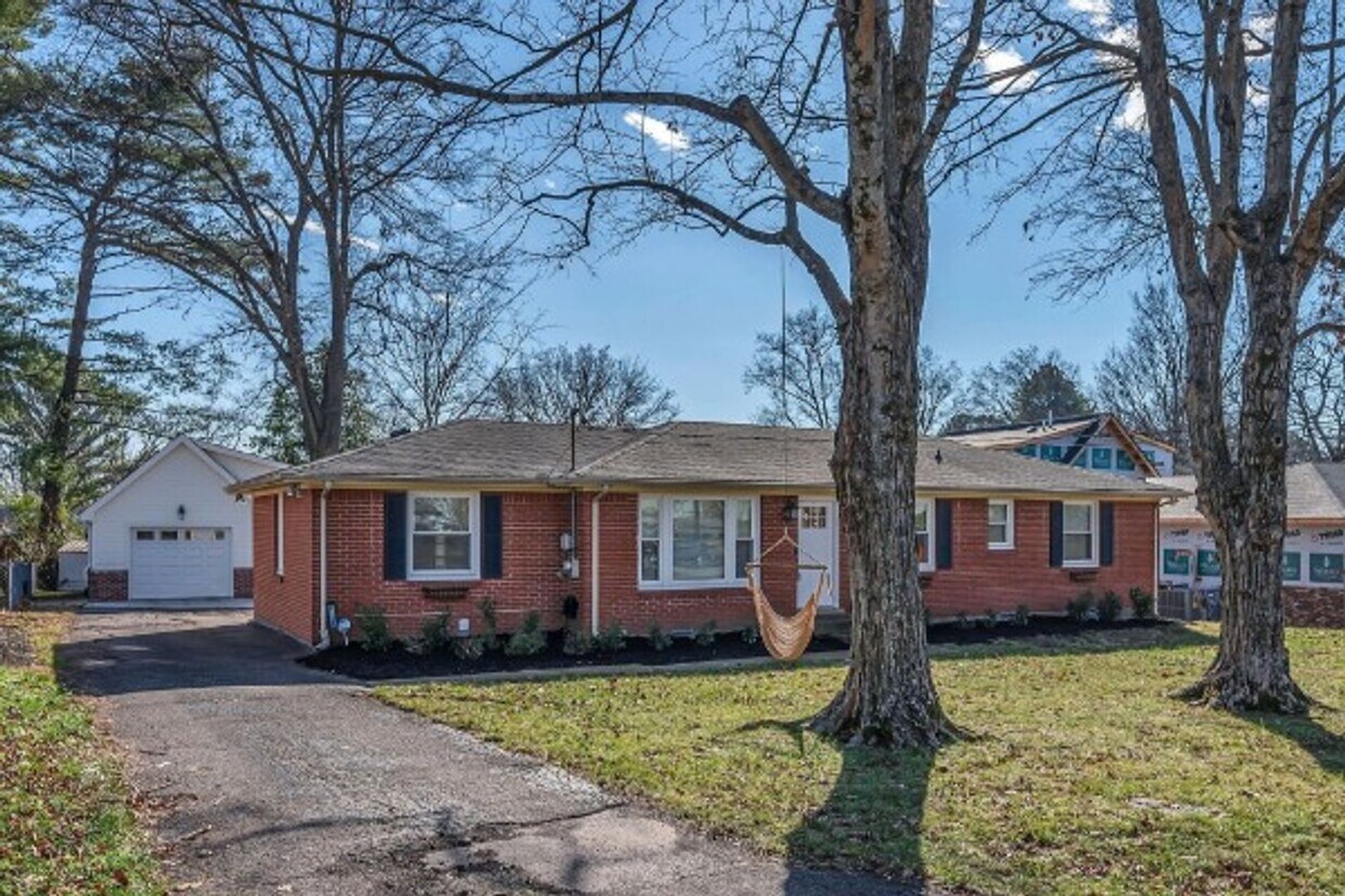 Primary Photo - Renovated Ranch, Fenced Yard, Separate Studio