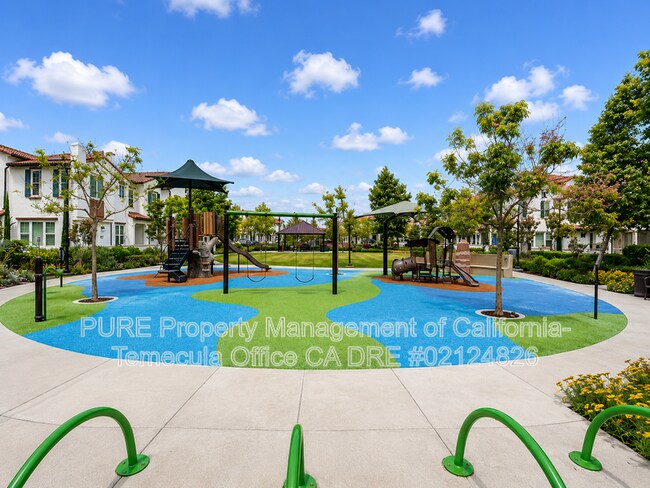 Foto del edificio - 30383 Town Square Dr