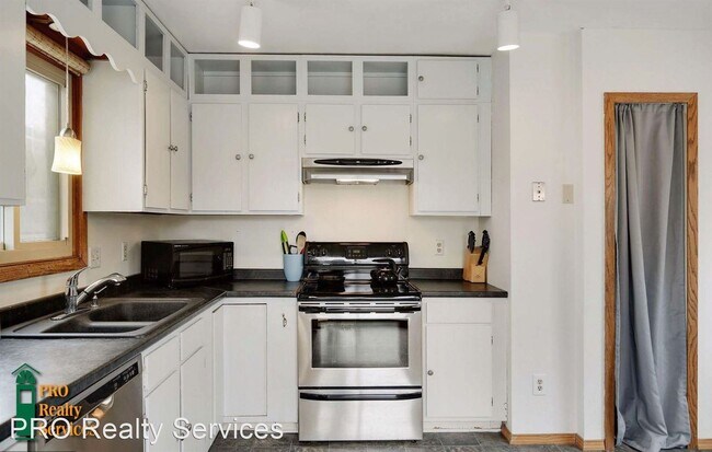 Foto del edificio - 3 br, 2 bath House - 1918 Walnut St