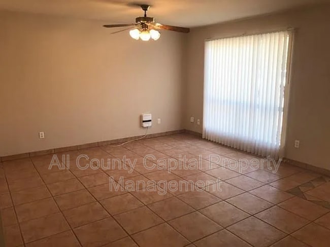 Foto del edificio - 902 Quartz Ct