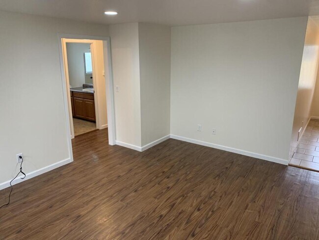 Foto del edificio - 432 30th Ave SE