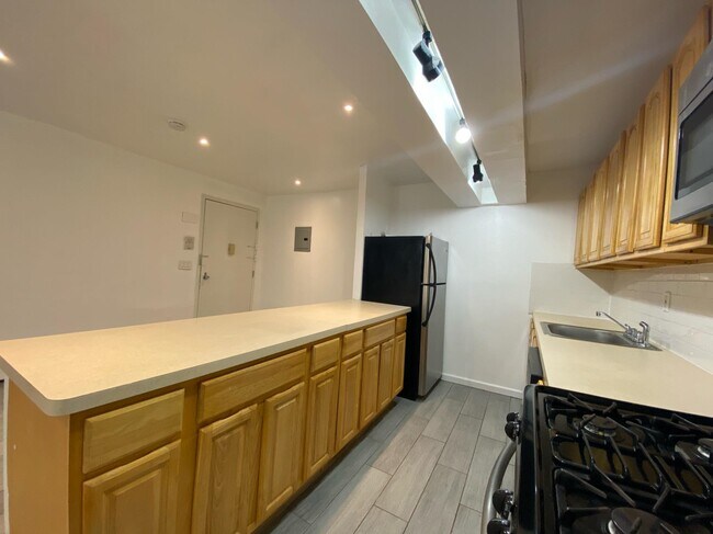 Foto del edificio - 174 Grand St