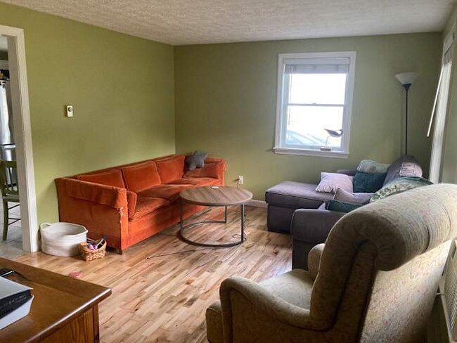 Foto del edificio - 11 Ivanhoe Dr