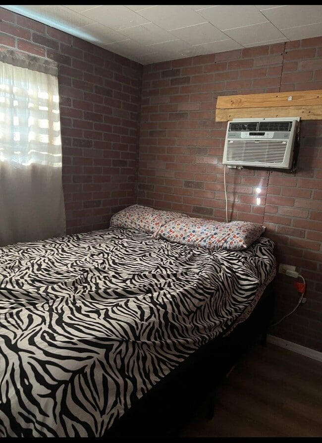 Building Photo - 931 Chandrika Pl