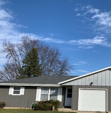 Building Photo - 250 Westridge Rd