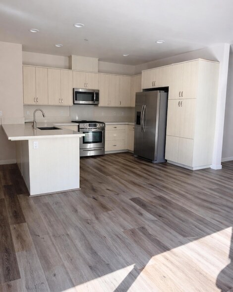 Foto del edificio - 50 Old Mission Dr