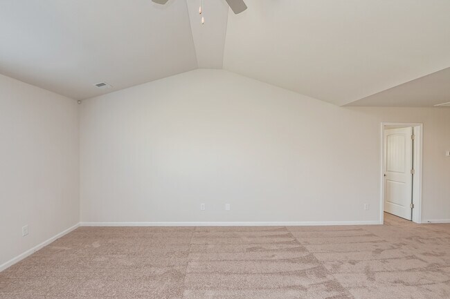 Foto del edificio - 243 SUNDEW RD