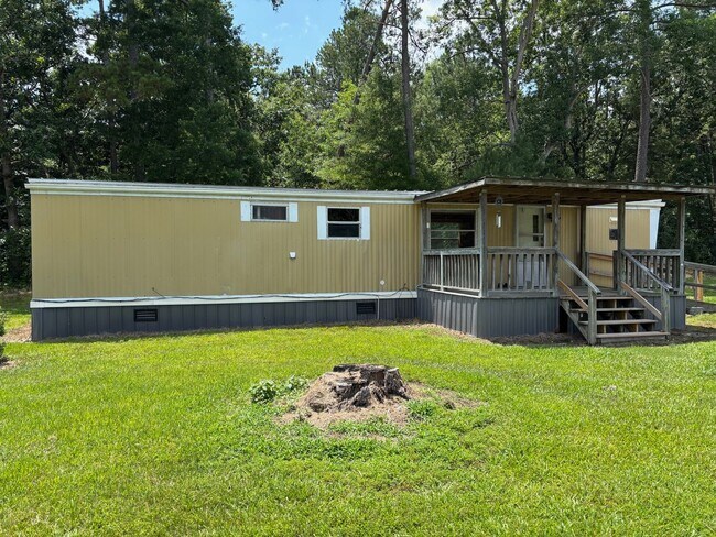 Foto del edificio - 2 BDRM 1 BA SINGLEWIDE MOBILE HOME IN PARK...