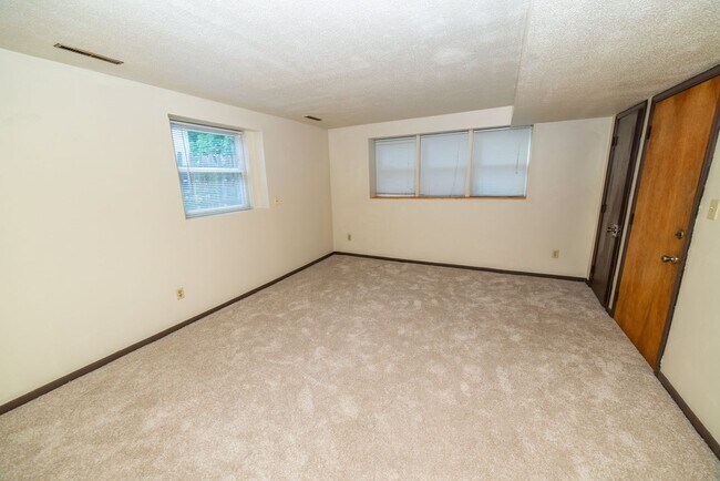 Foto del edificio - 318 Baker St.