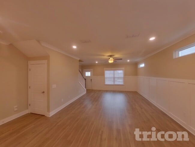 Foto del edificio - 1470 Cotillion Dr