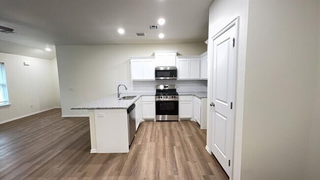 Foto del edificio - 1221 NW 113th St