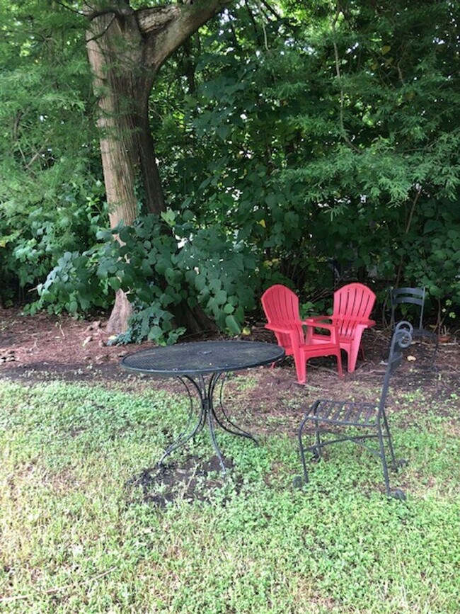 Foto del edificio - 3328 Carlotta St