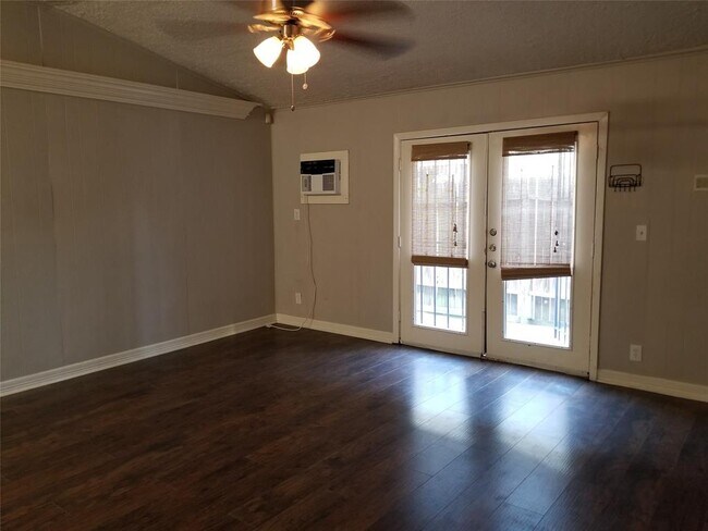 Foto del edificio - 931 W Cavalcade St