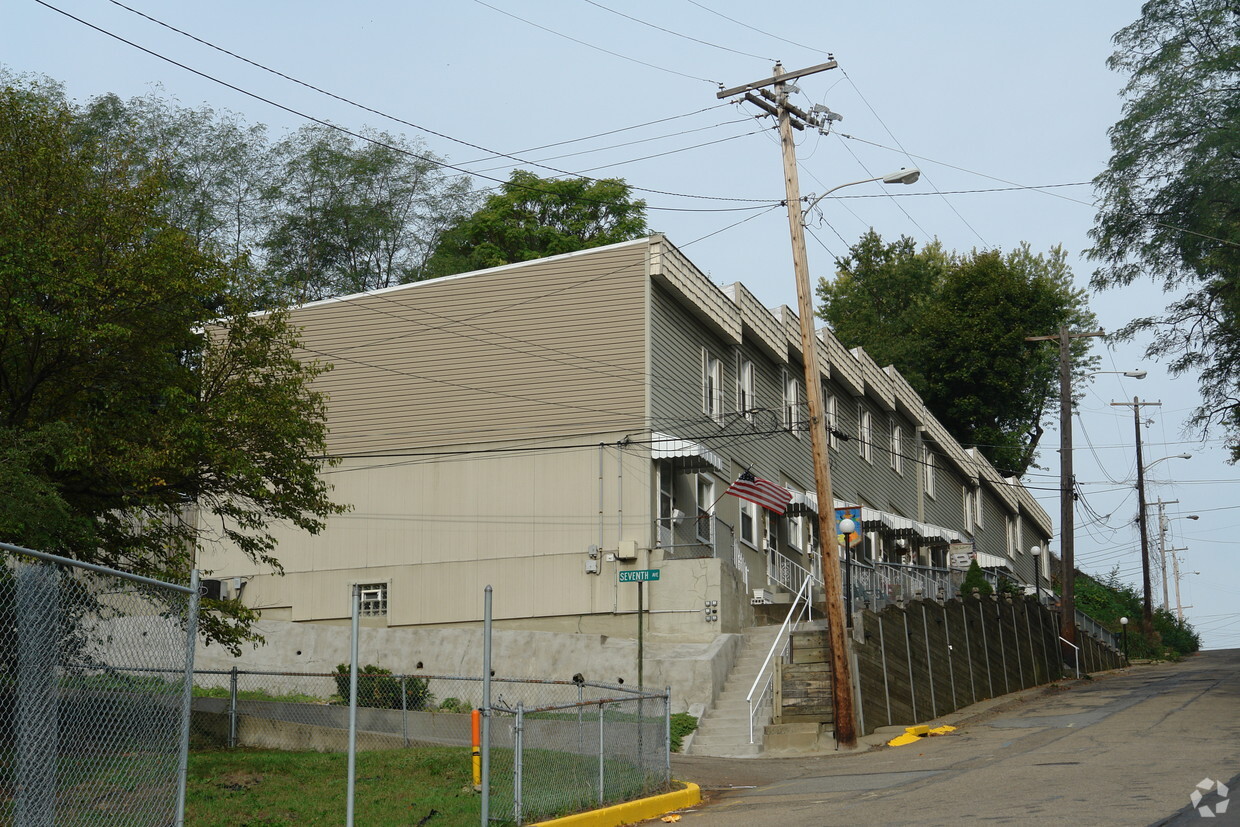 Primary Photo - 701-713 Prospect St