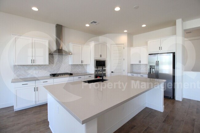 Foto del edificio - 22654 E Lawndale Pl