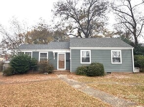 Building Photo - 1142 Mona Dr