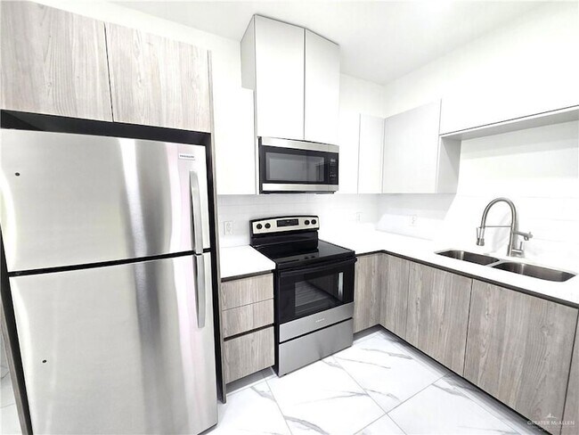 Foto del edificio - 3201 Magdalena St