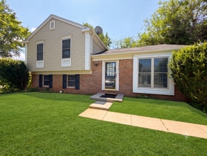 Building Photo - 1506 Havilland Pl