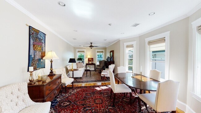 Building Photo - 7 Valley St