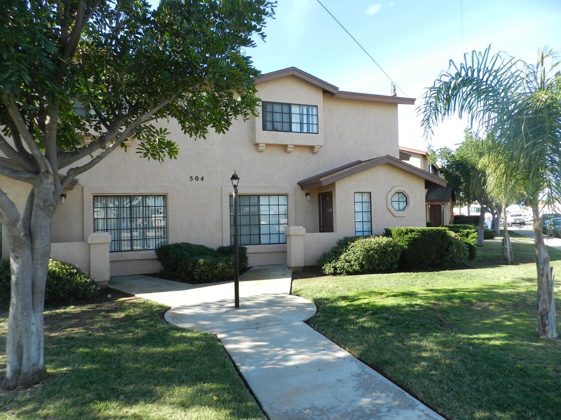 Foto principal - 504 8th St