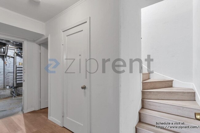 Building Photo - 1822 40th Ave