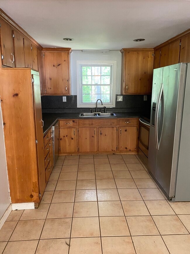 Foto del edificio - 2261 Capehart Cir NE