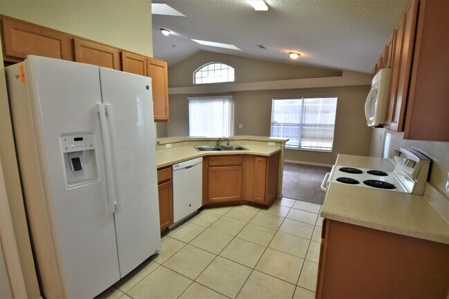 Building Photo - 4297 Creekside Blvd
