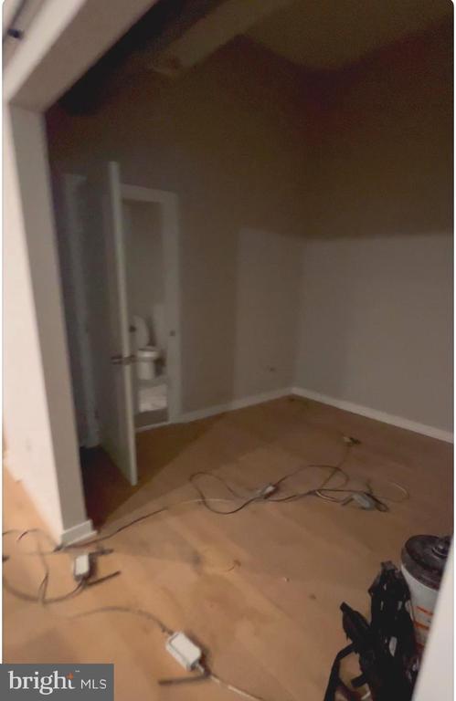 Foto del edificio - 36 N Narberth Ave