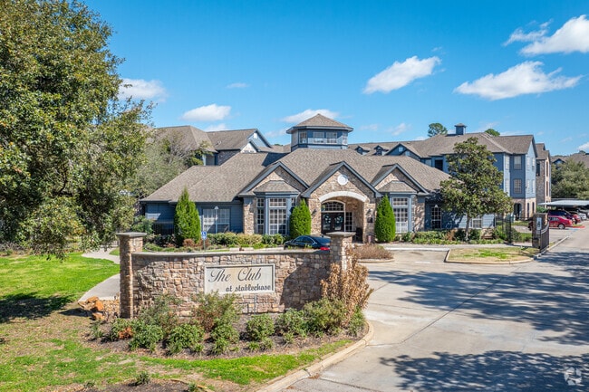 13504 Schroeder Rd - The Club at Stablechase
