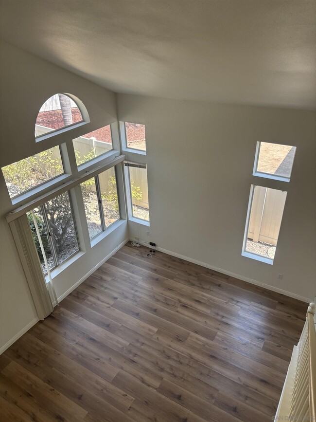 Building Photo - 14018 Via Corsini