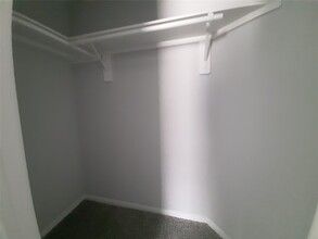 Building Photo - 5855 Strawflower Ln