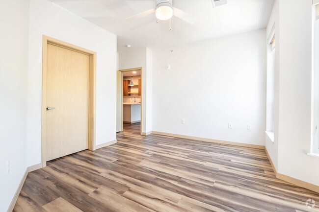 1BR, 1BA - 911SF - The Philben