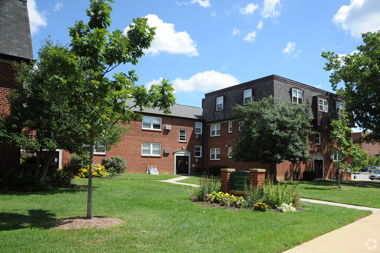 Foto del edificio - University Garden Apartments