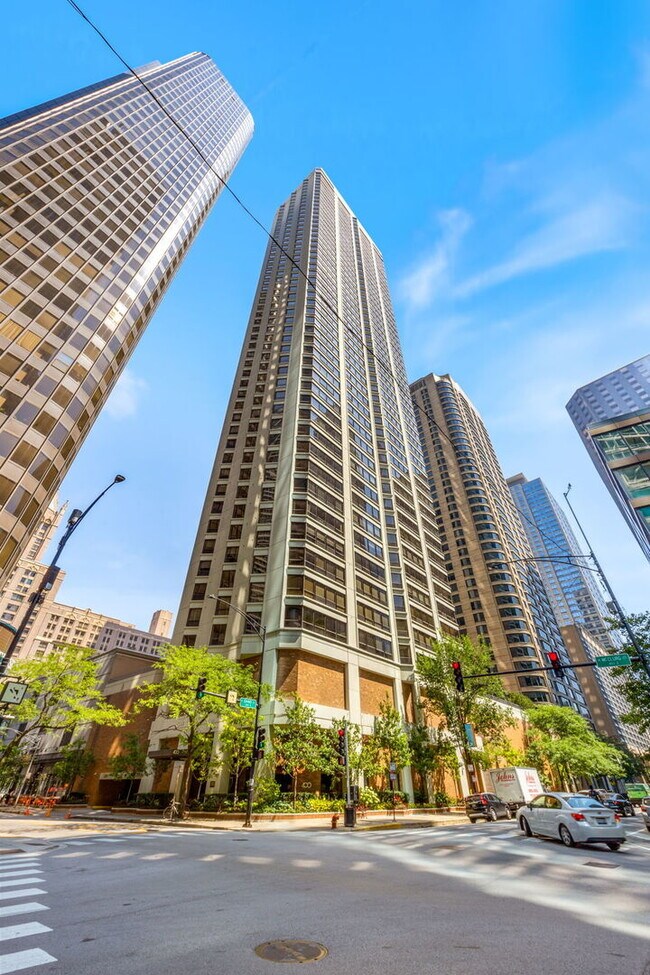 Foto del edificio - 400 E Ohio St