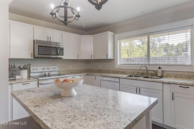 Building Photo - 106 Piney Ridge Rd