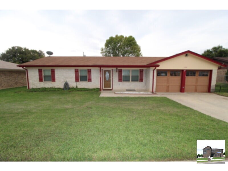 Primary Photo - 1606 Hughes Ave