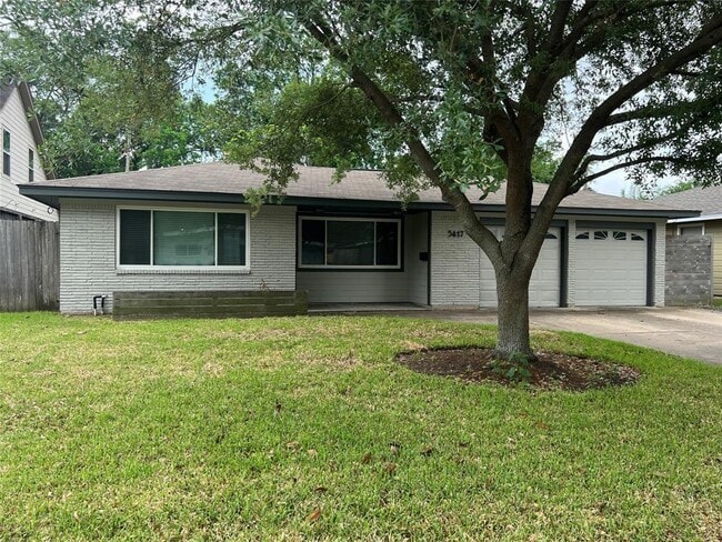 Building Photo - 5417 De Milo Dr