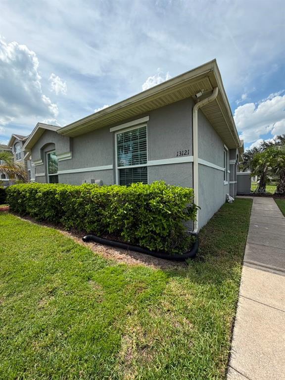 Foto del edificio - 13121 Summerton Dr