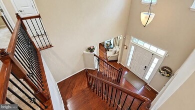 Building Photo - 13801 Dr Edelen Dr
