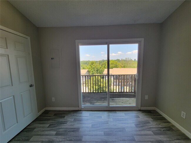 Foto del edificio - 1727 Bridleton Woods Dr