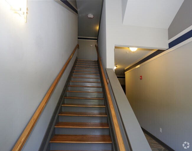 Camelot at Marlboro Apartments NJ