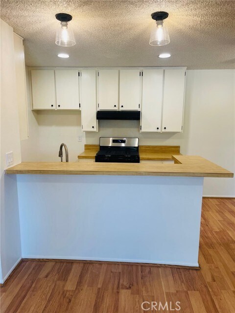 Building Photo - 15224 Ocaso Ave