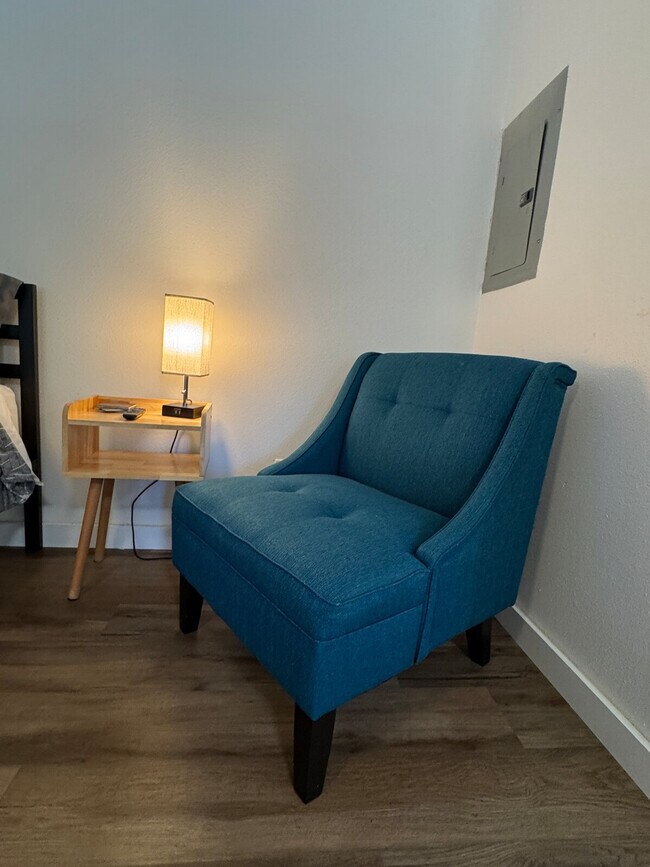 Foto del edificio - 802 S Elm St