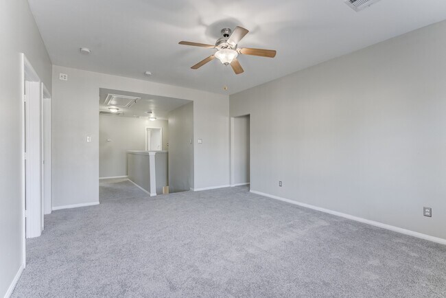 Foto del edificio - 12415 Silversmine Dr