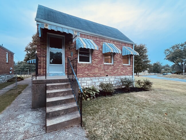 Building Photo - 4535 Wabash Ave