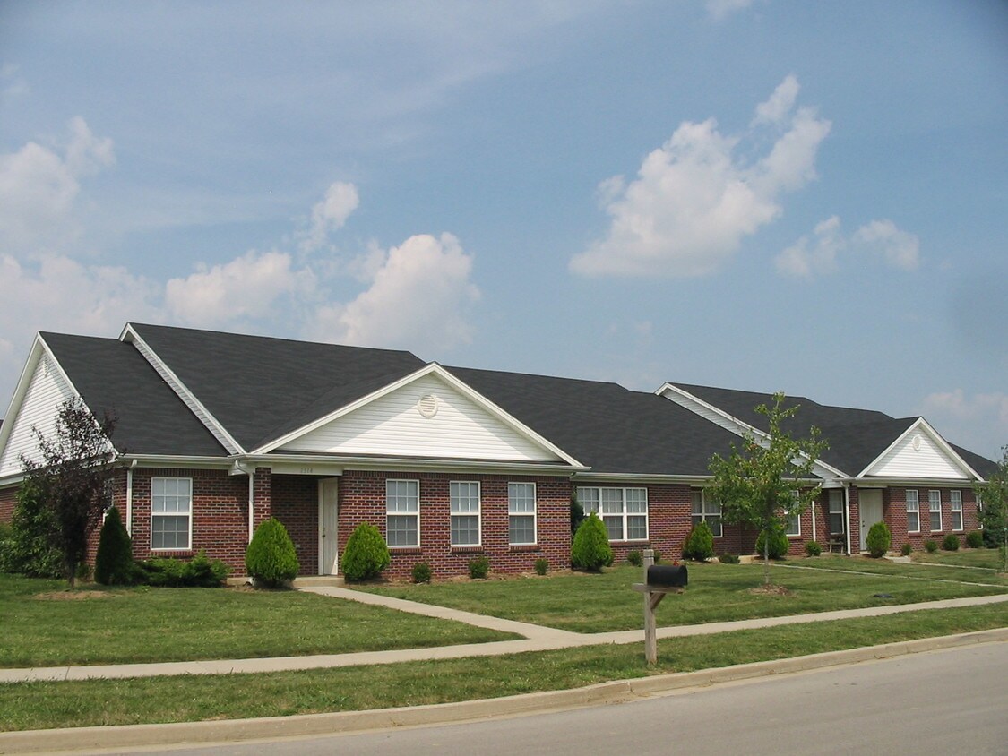 12091213 Woodchuck Dr, Berea, KY 40403 Apartments in Berea, KY