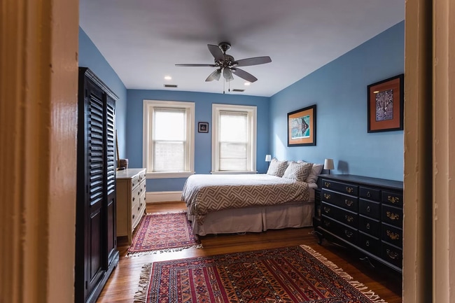 Foto del edificio - 1423 R St NW