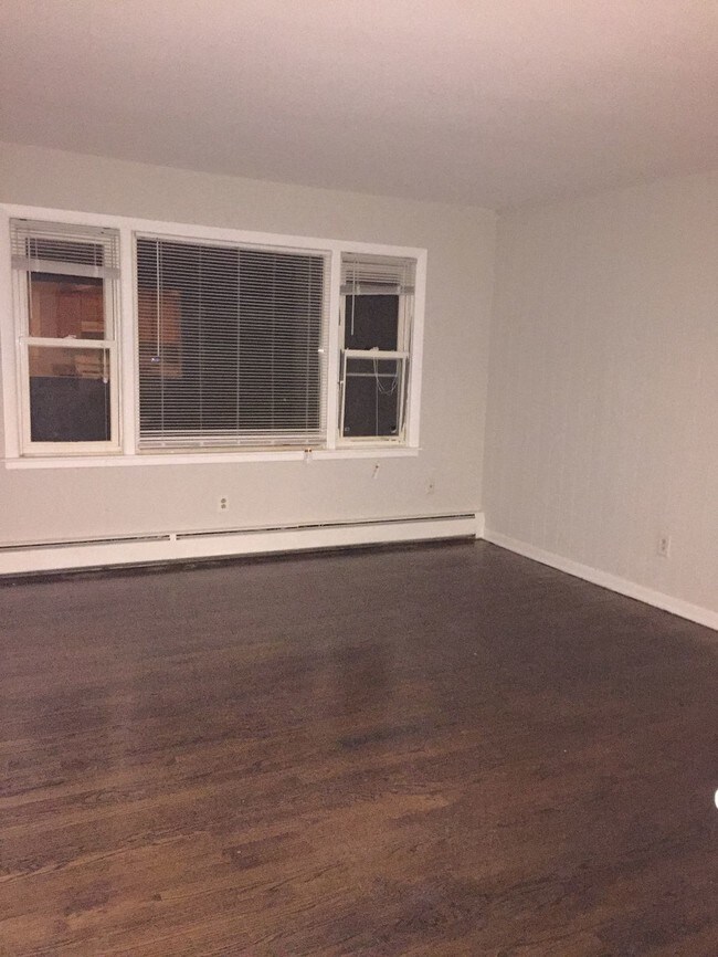 Foto del edificio - 7812 W 26th St