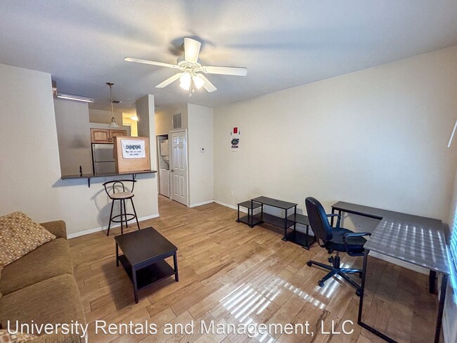 Building Photo - 1 br, 1 bath House - 621 SW 10th Street Un...