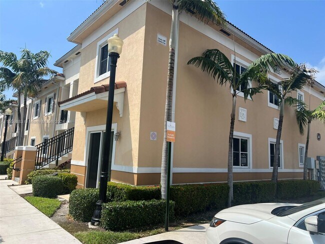 Foto del edificio - 3431 W 80th St